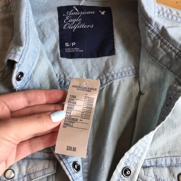 NWT American Eagle Jean Shirt - Picture 2 of 2